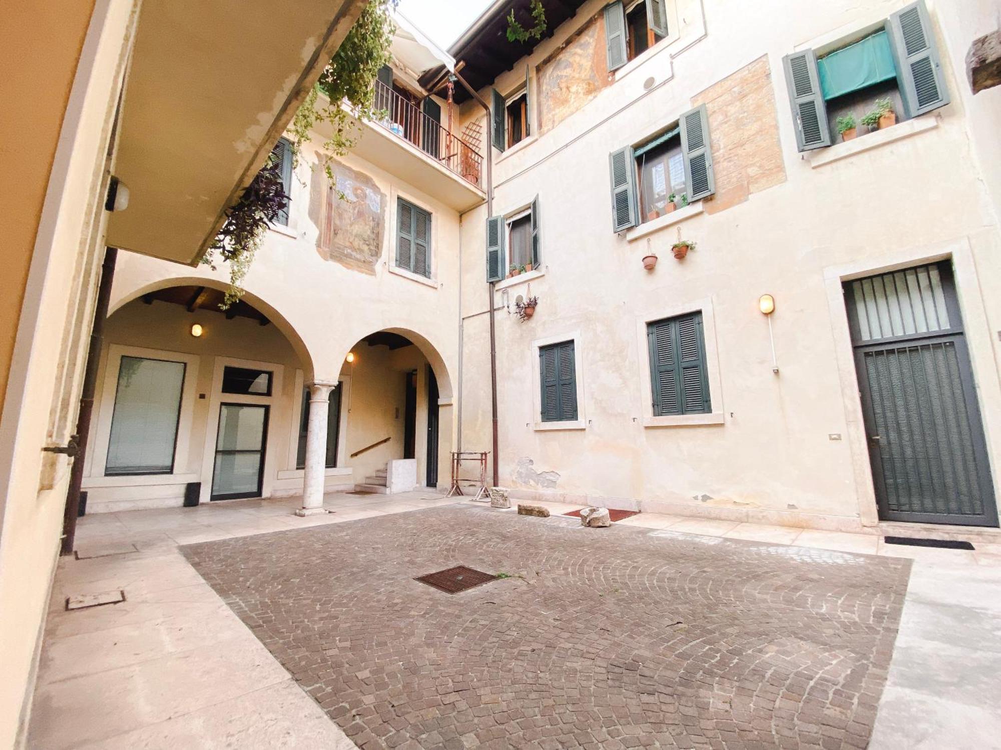 Santacecilia Apartment Werona Zewnętrze zdjęcie